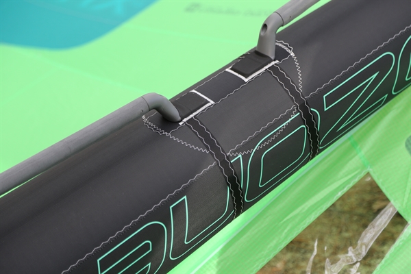 Ozone Flux V2 carbon power-håndtag